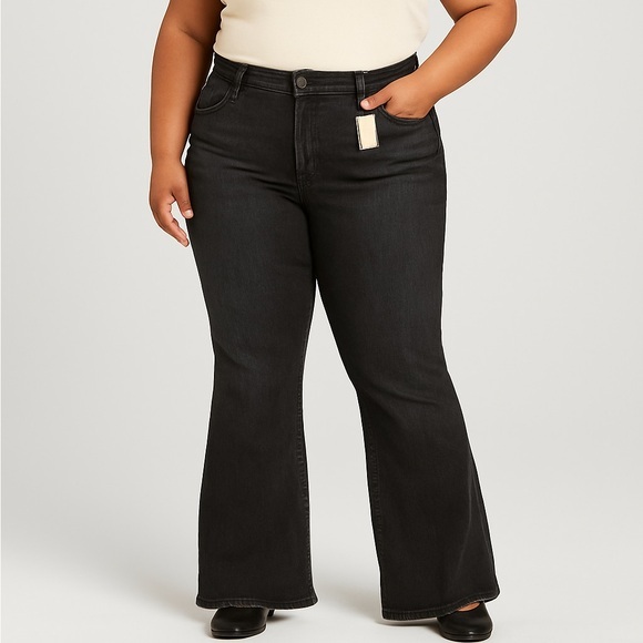 Universal Thread Denim - Universal Thread Women's Dark Flare Jeans Size 12